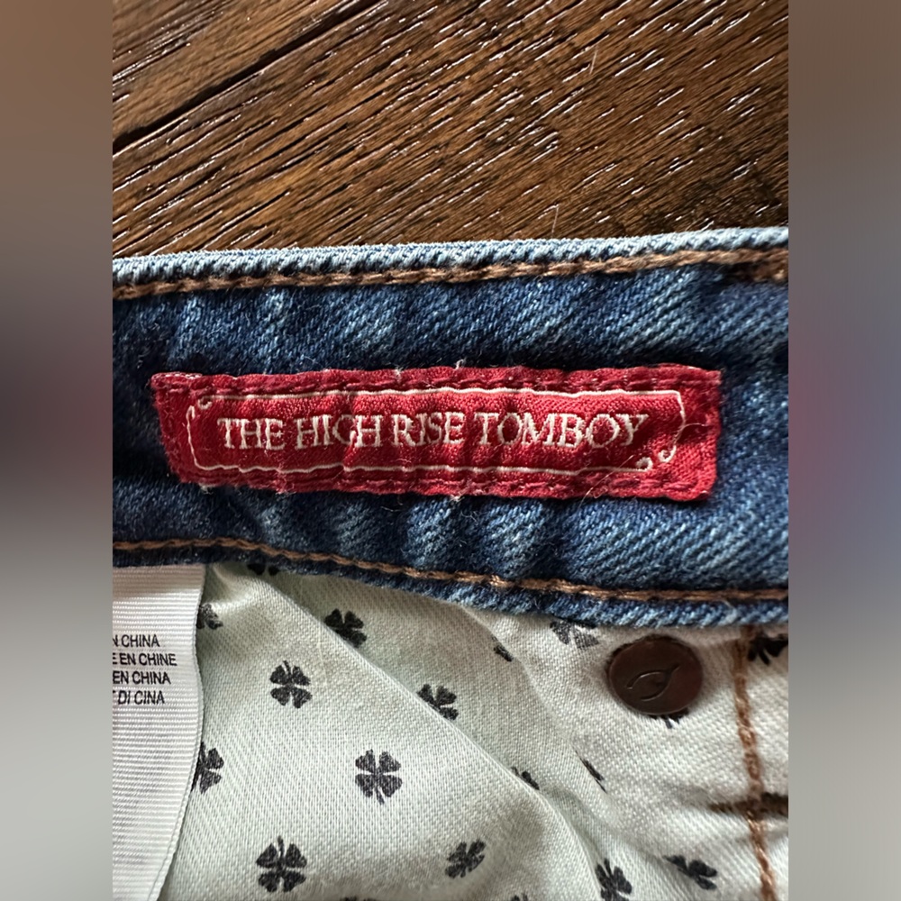 Lucky Jeans High Rise Tomboys Classic Blue Denim Jeans- size 12/31 - Picture 3 of 8